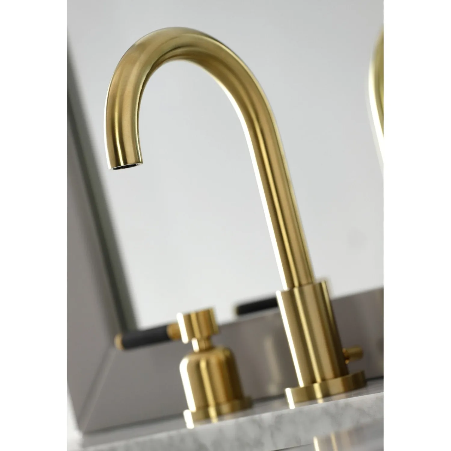 Fauceture Kaiser Widespread Bathroom Faucet 8" Widespread