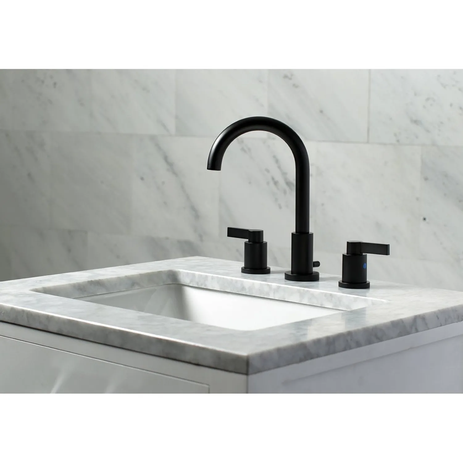 New Fauceture NuvoFusion Widespread Bathroom Faucet 8" Widespread