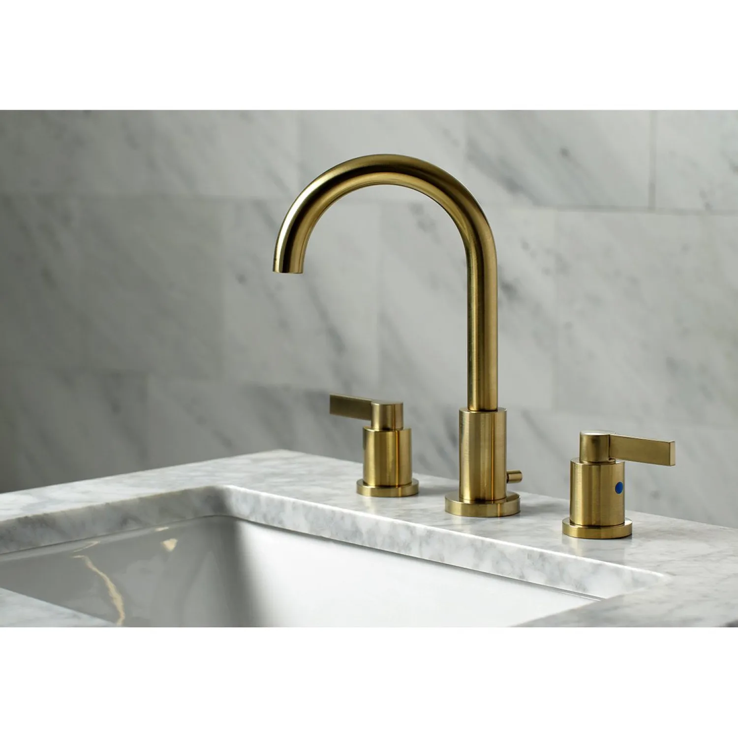 New Fauceture NuvoFusion Widespread Bathroom Faucet 8" Widespread