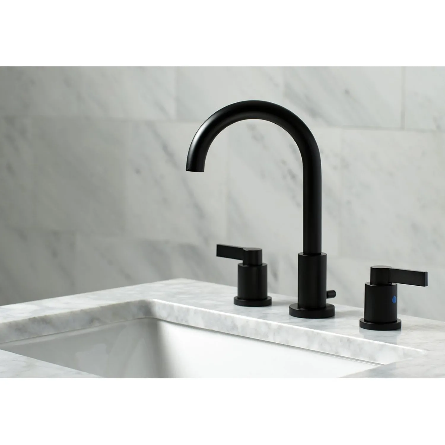 New Fauceture NuvoFusion Widespread Bathroom Faucet 8" Widespread