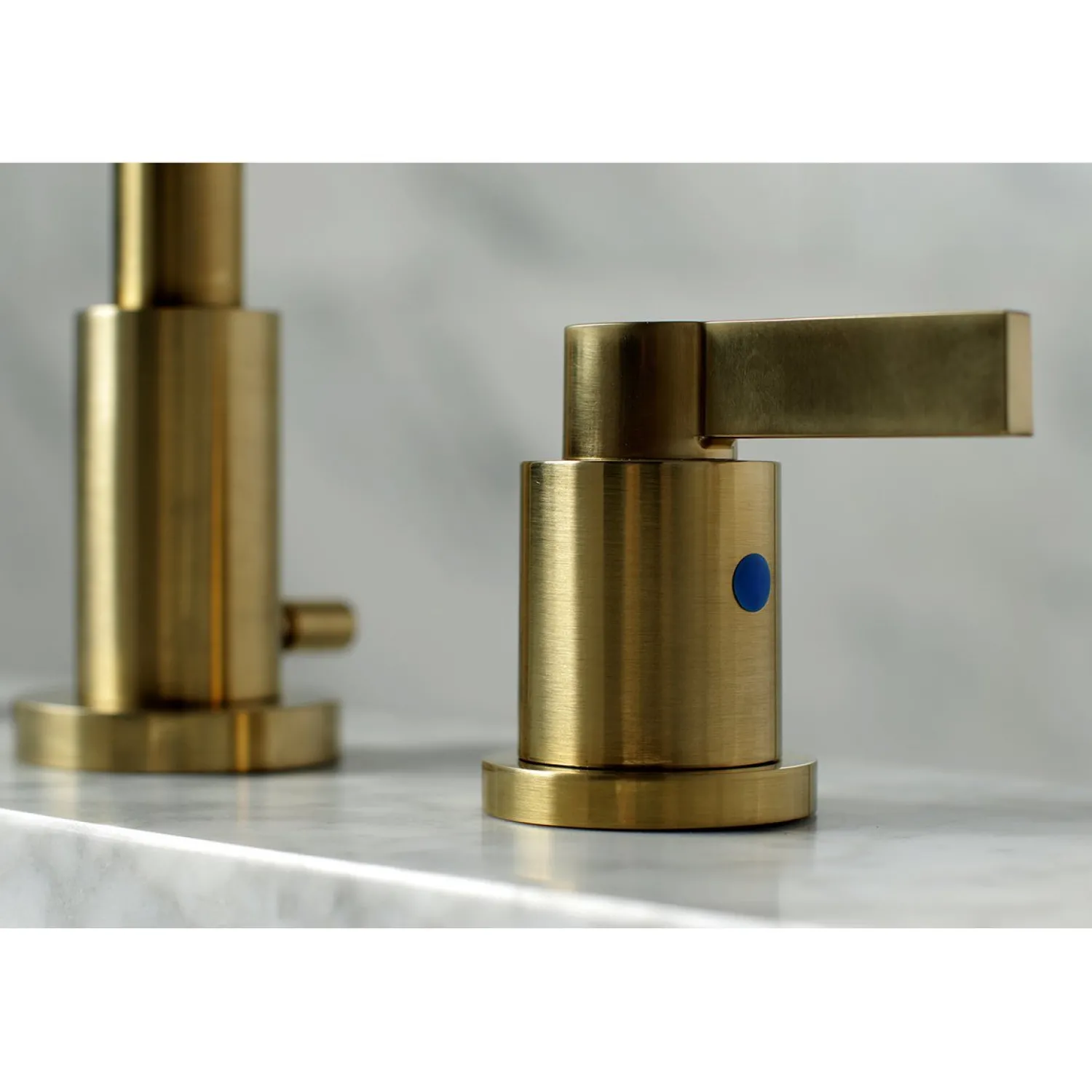 New Fauceture NuvoFusion Widespread Bathroom Faucet 8" Widespread