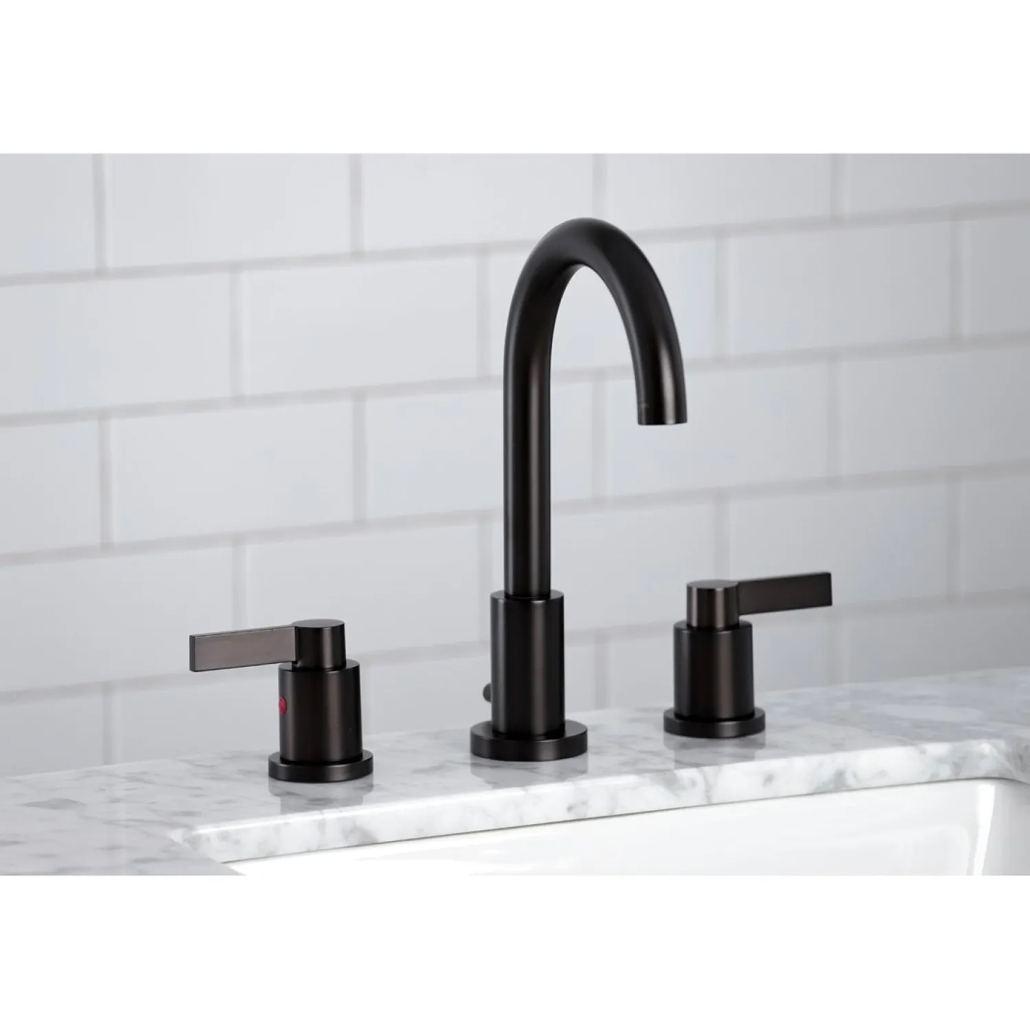 New Fauceture NuvoFusion Widespread Bathroom Faucet 8" Widespread