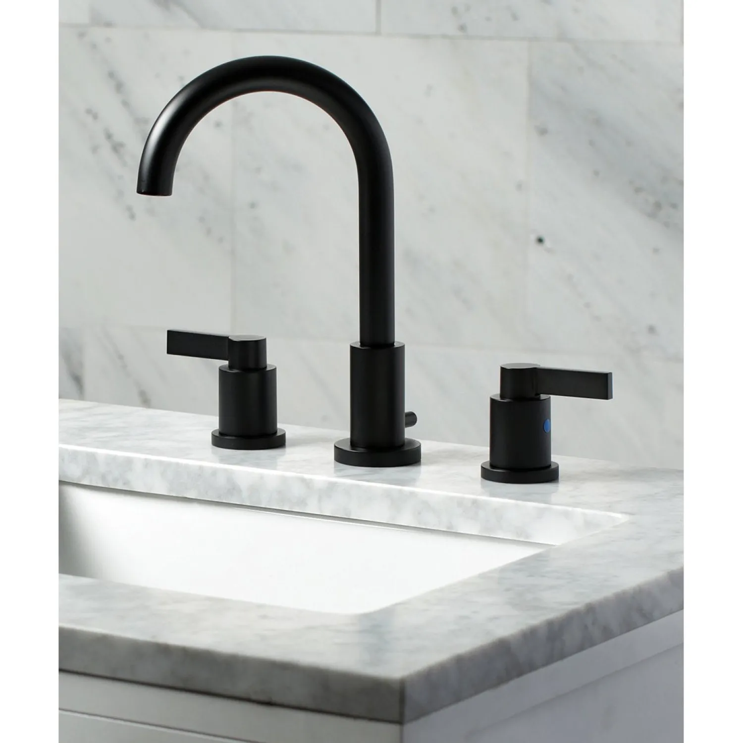 New Fauceture NuvoFusion Widespread Bathroom Faucet 8" Widespread