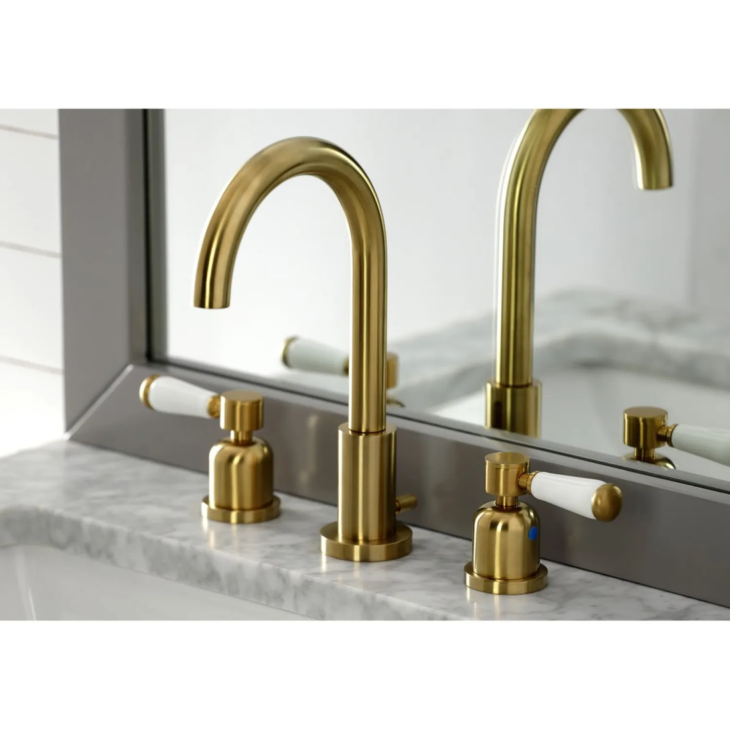 Best Fauceture Paris Widespread Bathroom Faucet 8" Widespread
