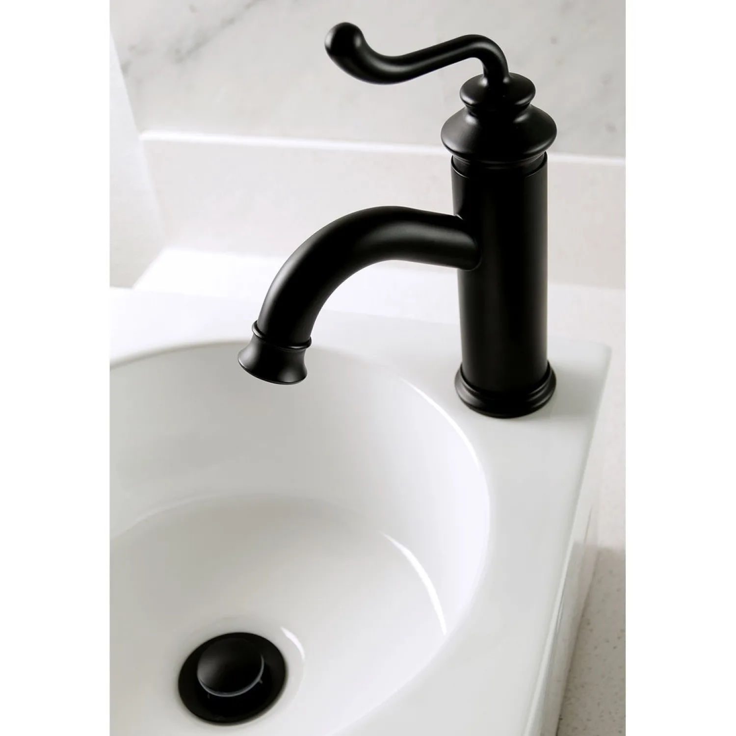 Best Fauceture Royale Single-Handle Monoblock Bathroom Faucet Single Hole