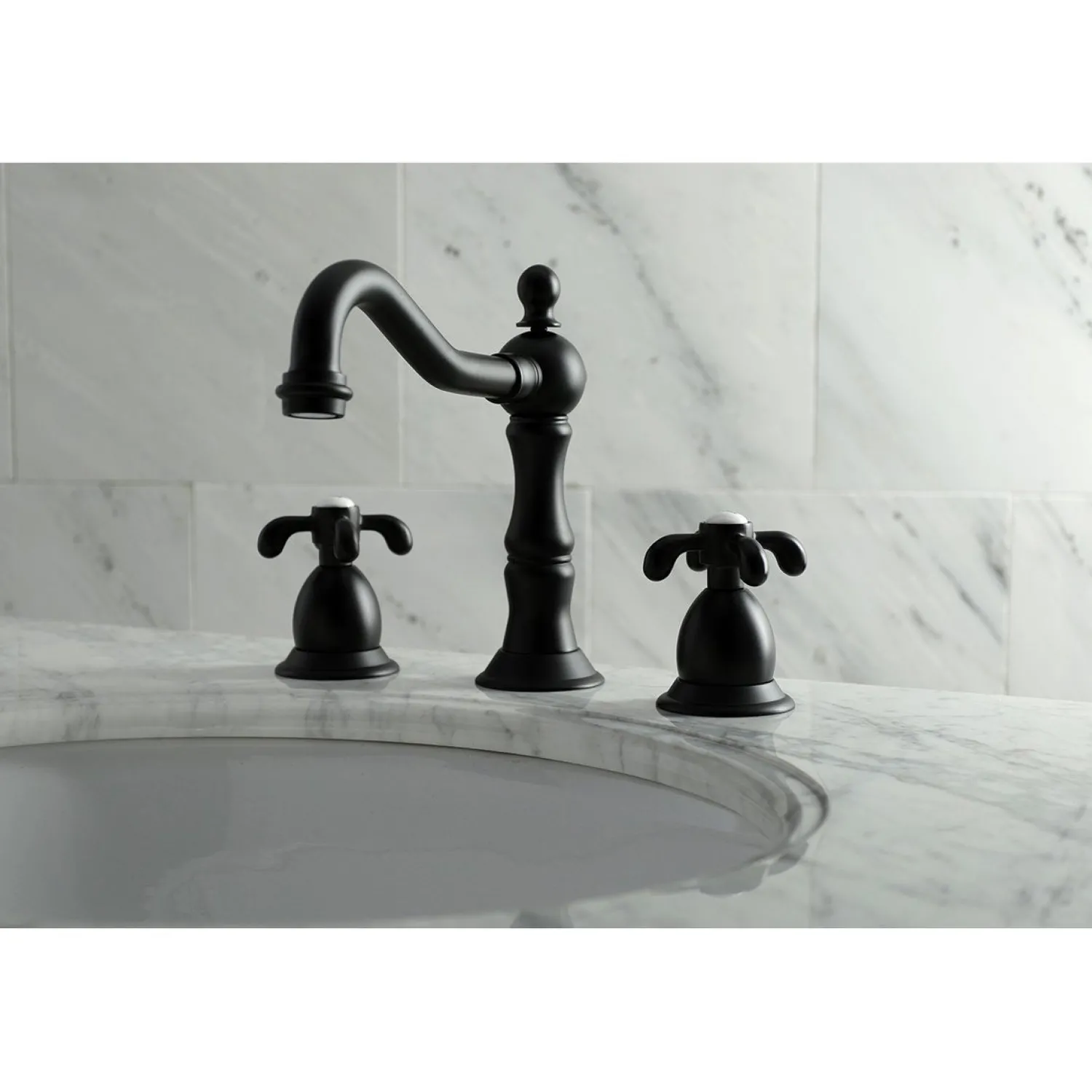 Hot French Country 3-Hole 8-Inch Widespread Bathroom Faucet 8" Widespread