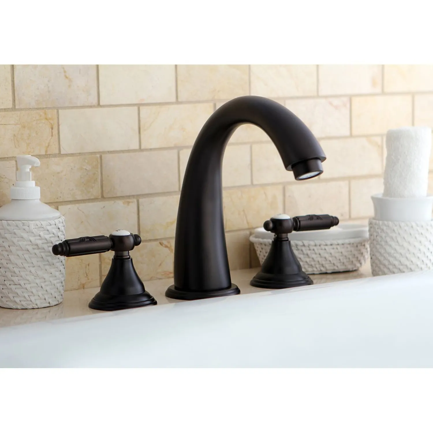 Georgian Three-Hole Roman Tub Filler Tub Faucets