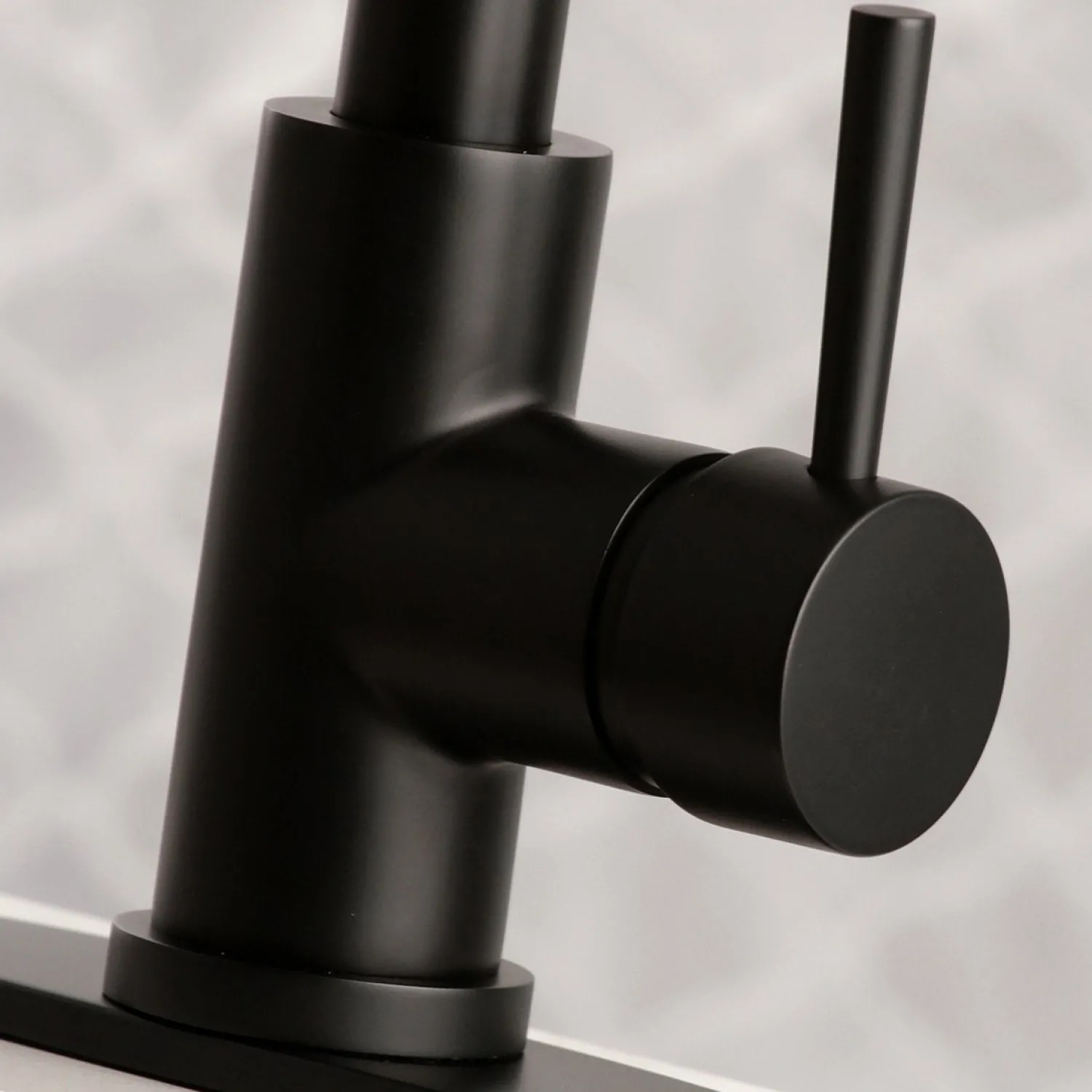 Sale Gourmetier Concord Single-Handle Kitchen Faucet with Pull-Down Sprayer Single Hole