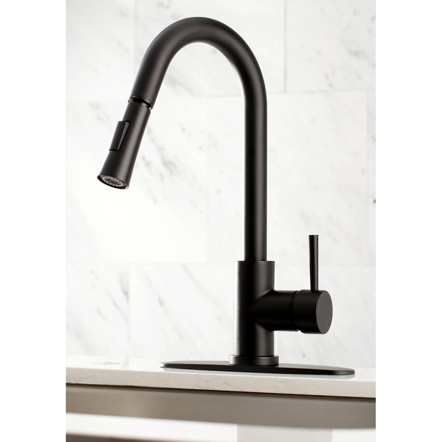 Sale Gourmetier Concord Single-Handle Kitchen Faucet with Pull-Down Sprayer Single Hole