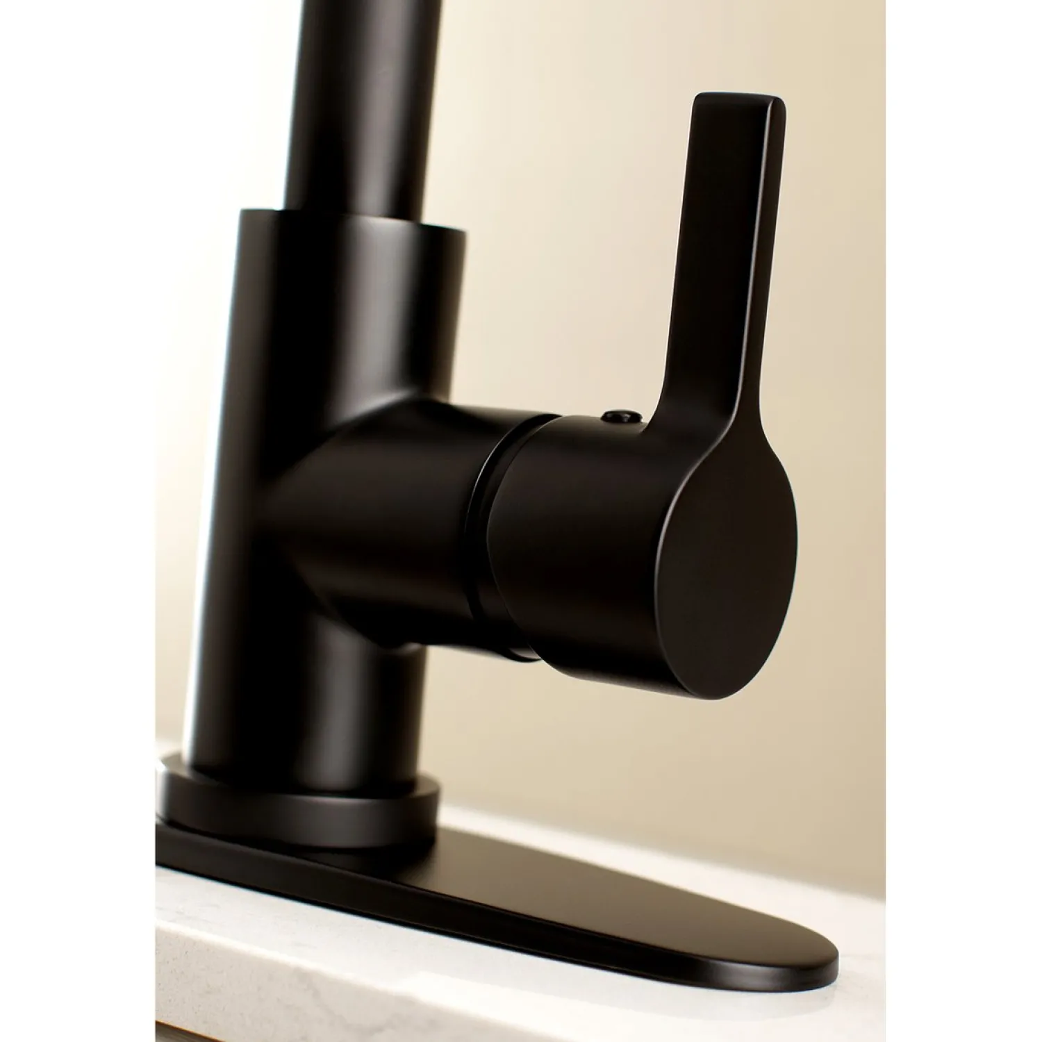 Clearance Gourmetier Continental Deck Mount Single-Handle Pull-Down Kitchen Faucet Single Hole