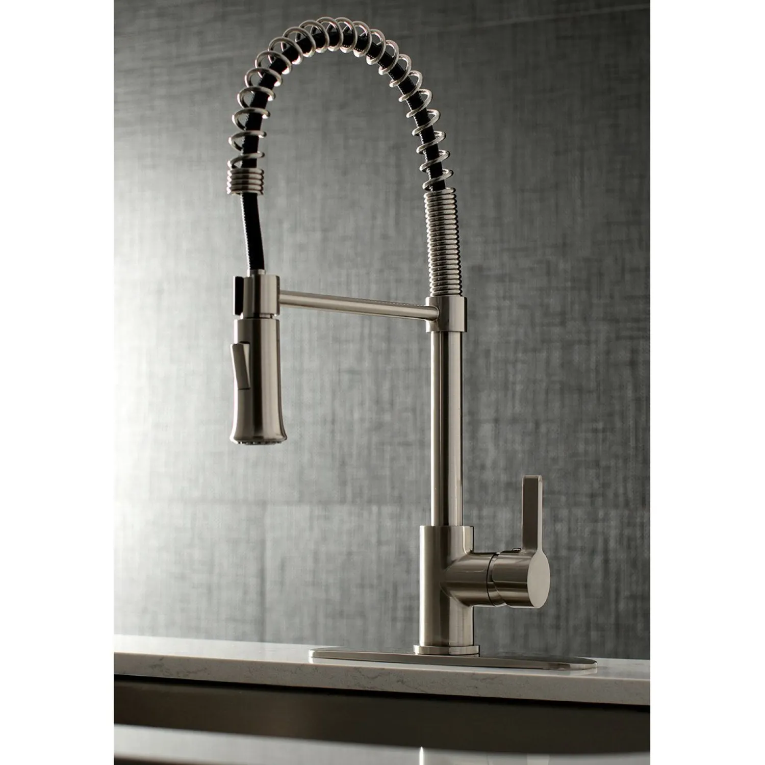 Online Gourmetier Continental Single-Handle Pull-Down Kitchen Faucet Single Hole