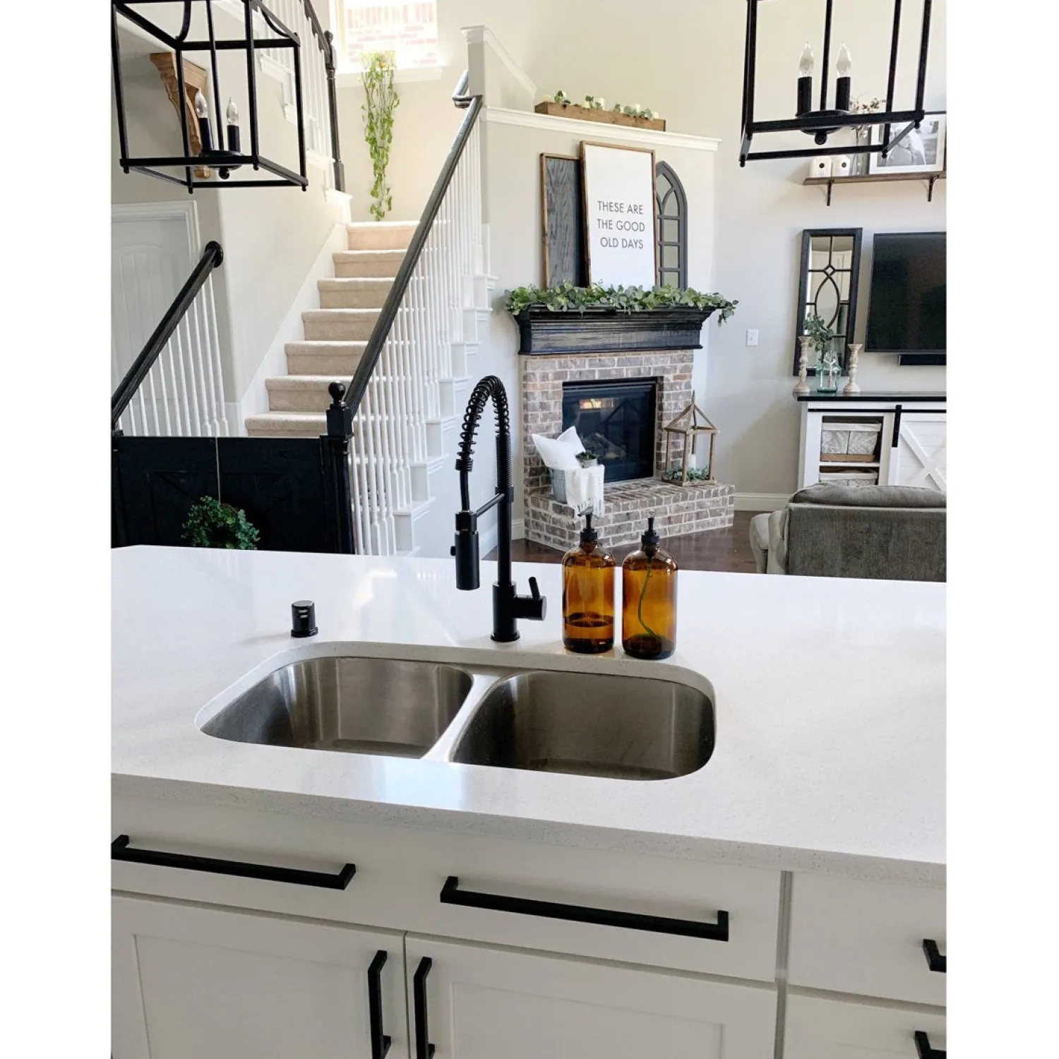 Hot Gourmetier Kaiser Deck Mount Single-Handle Pull-Down Kitchen Faucet Single Hole