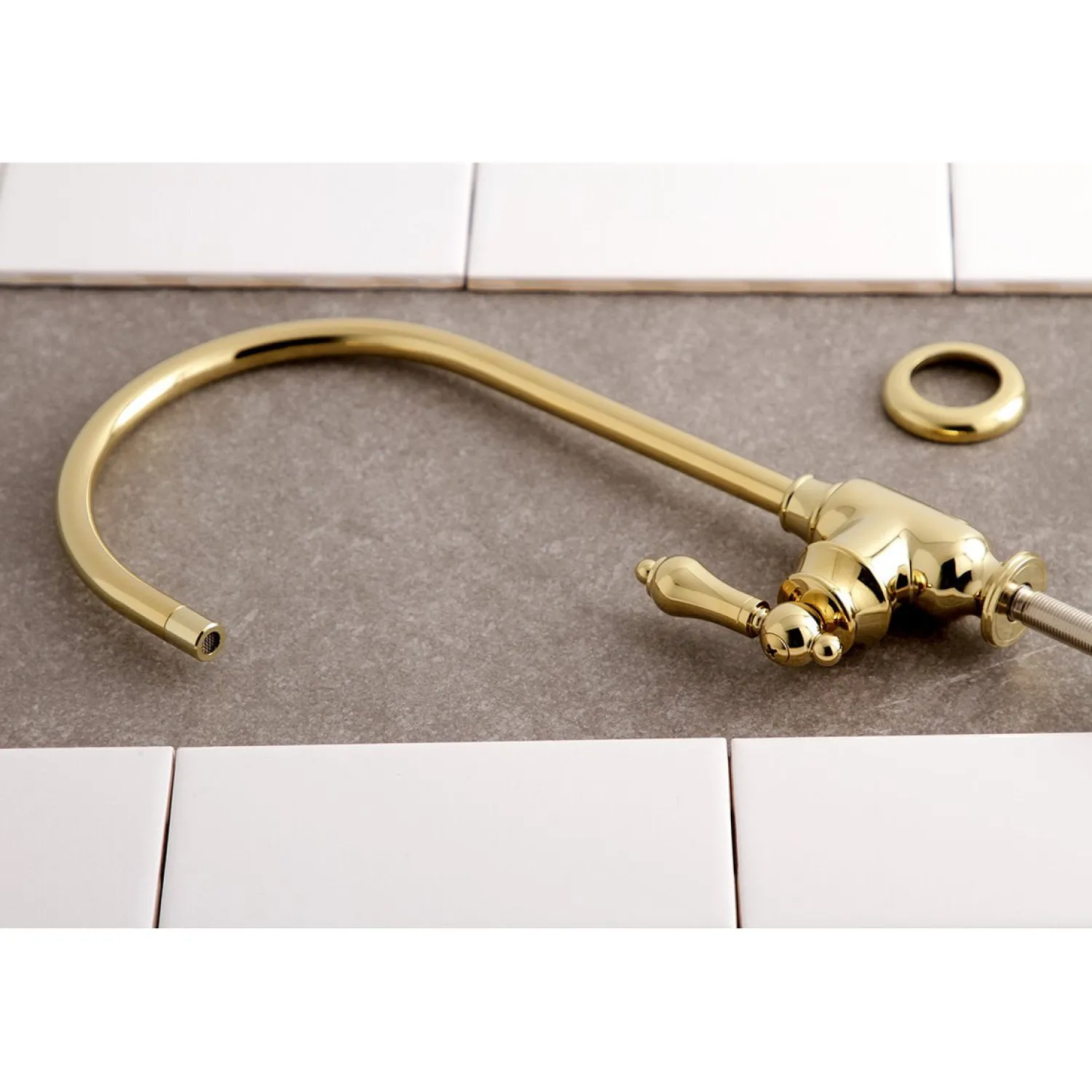 Heirloom Single-Handle Water Filtration Faucet Single Hole