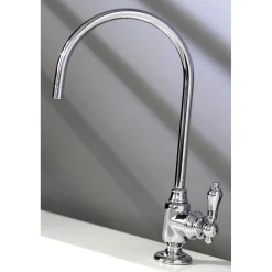 Heirloom Single-Handle Water Filtration Faucet Single Hole