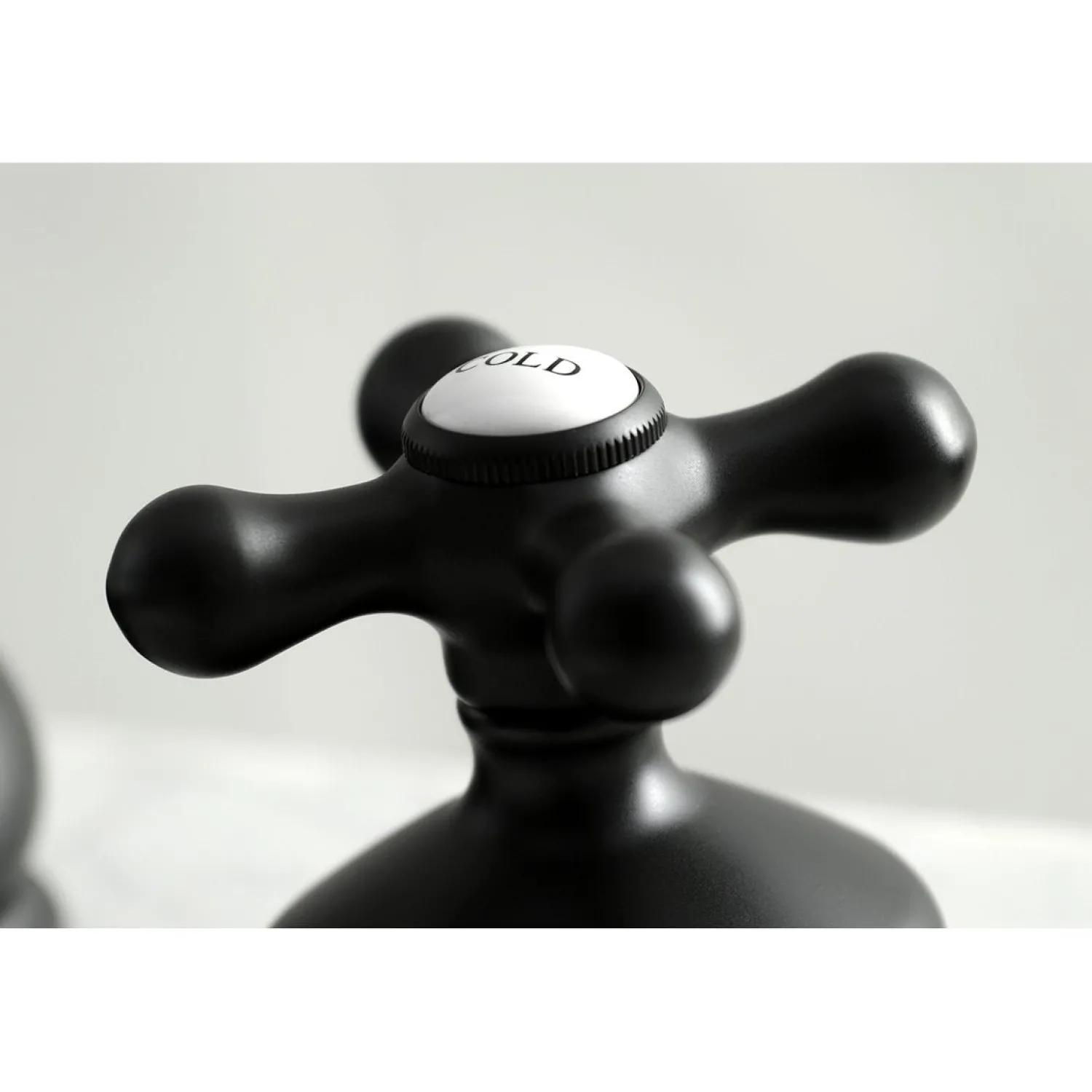 Clearance Heritage 8-Inch Widespread Deck Mount Bathroom Faucet 8" Widespread