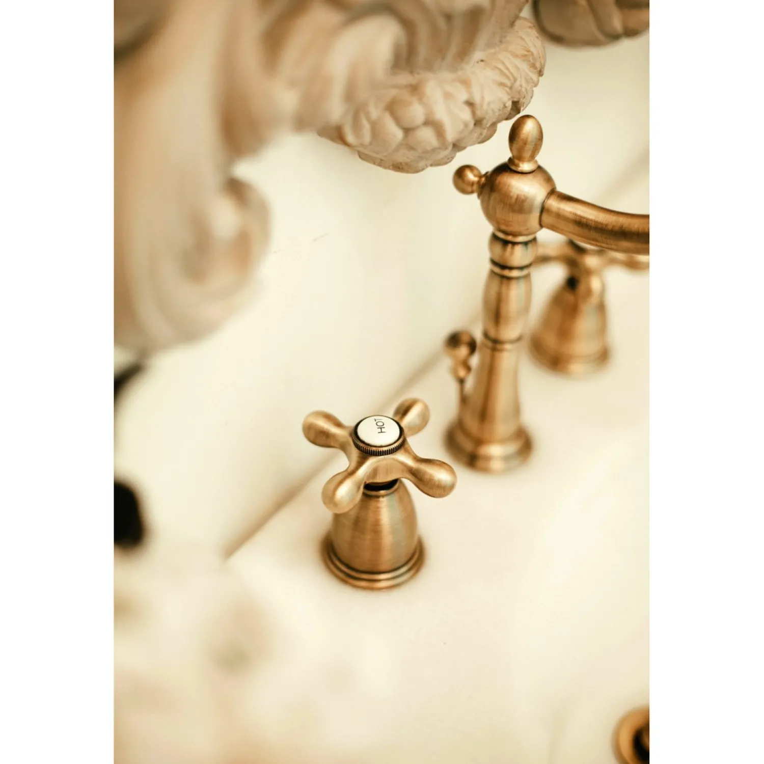 Clearance Heritage 8" Widespread Bathroom Faucet 8" Widespread