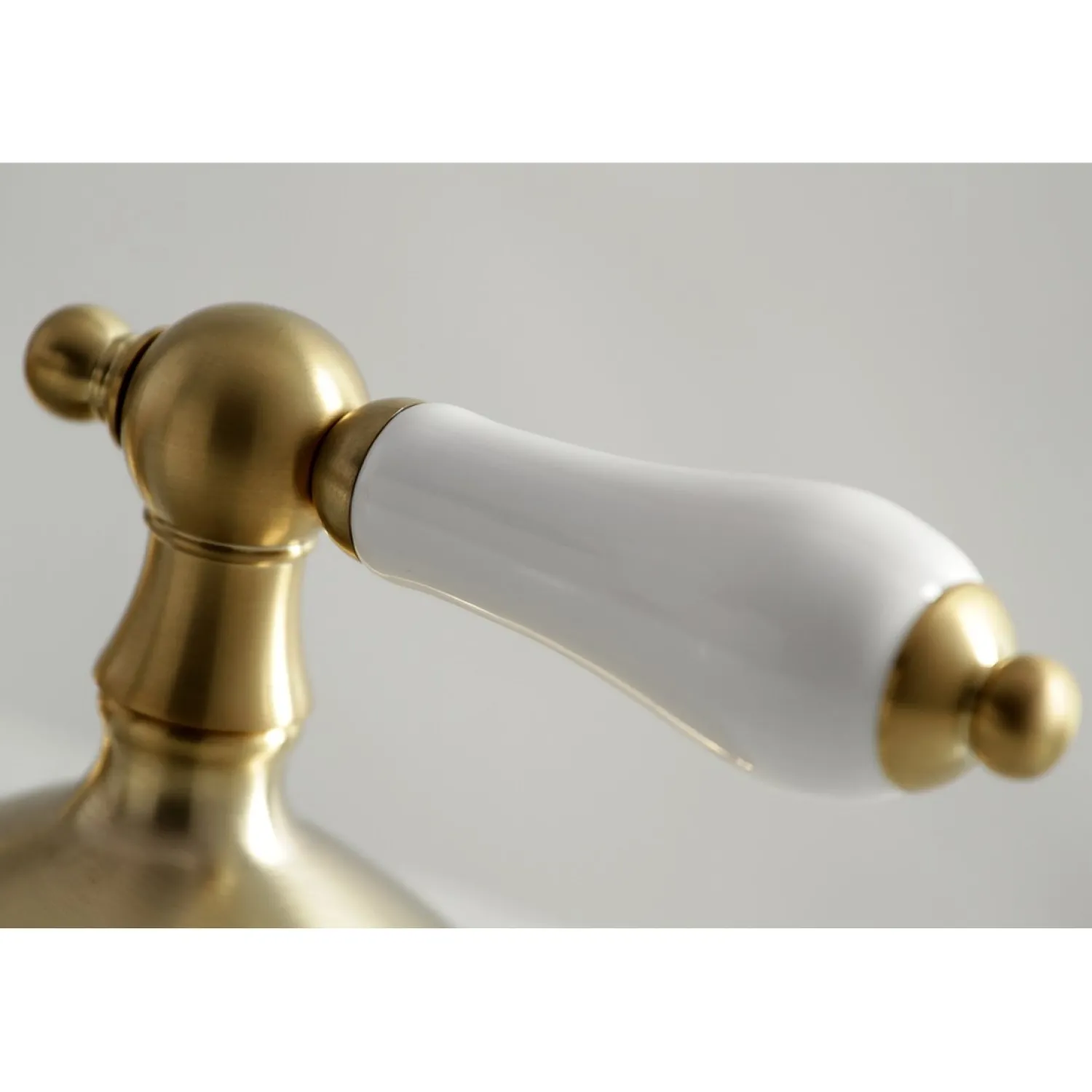 Clearance Heritage 8" Widespread Deck Mount Bathroom Faucet 8" Widespread