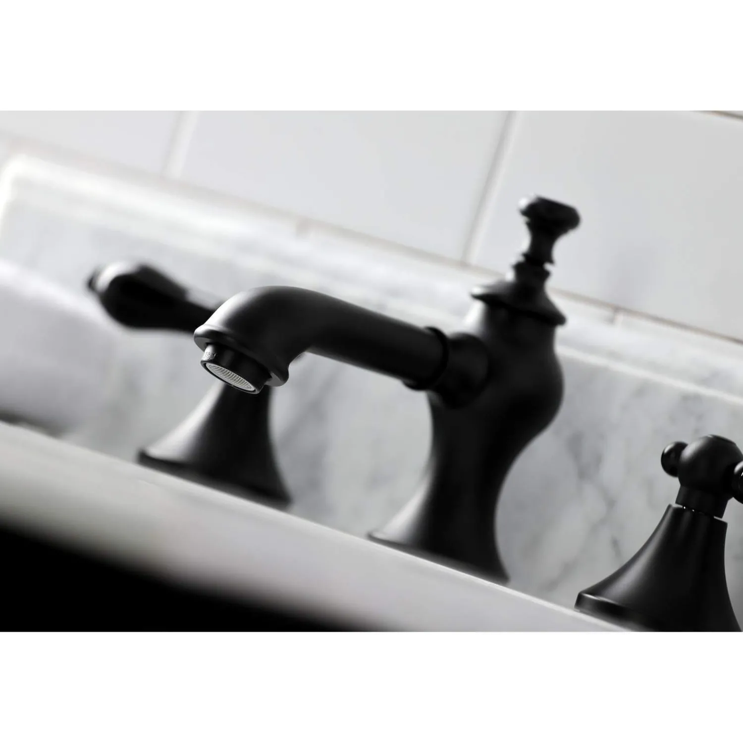 Outlet KC706XPKL-P Duchess Widespread Bathroom Faucet with Brass Pop-Up 8" Widespread