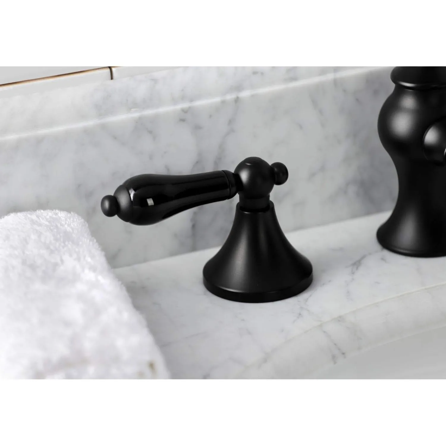 Outlet KC706XPKL-P Duchess Widespread Bathroom Faucet with Brass Pop-Up 8" Widespread
