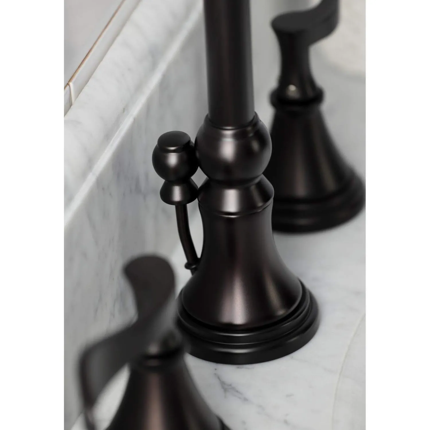 Clearance KS298XCFL-P Century Widespread Bathroom Faucet with Brass Pop-Up 8" Widespread