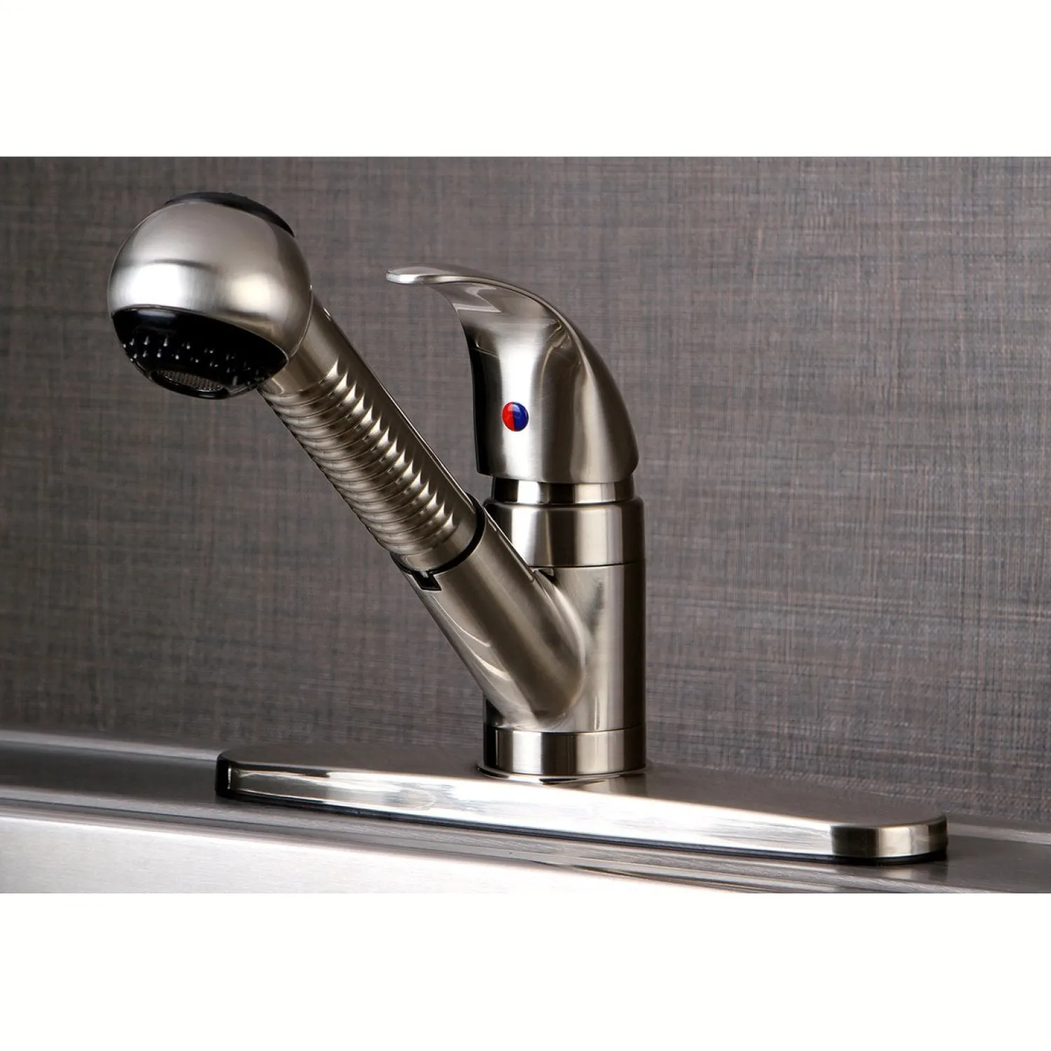 New Legacy Pull-Out Kitchen Faucet Single Hole
