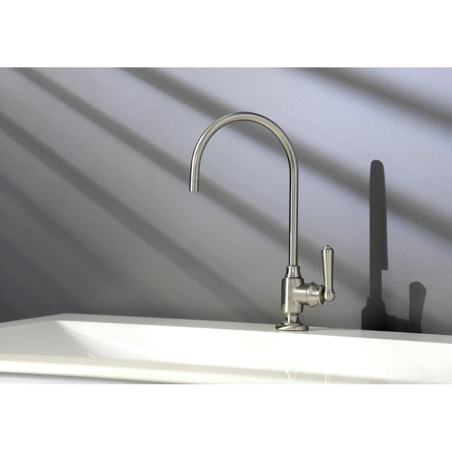 Clearance Magellan Single-Handle Water Filtration Faucet Single Hole