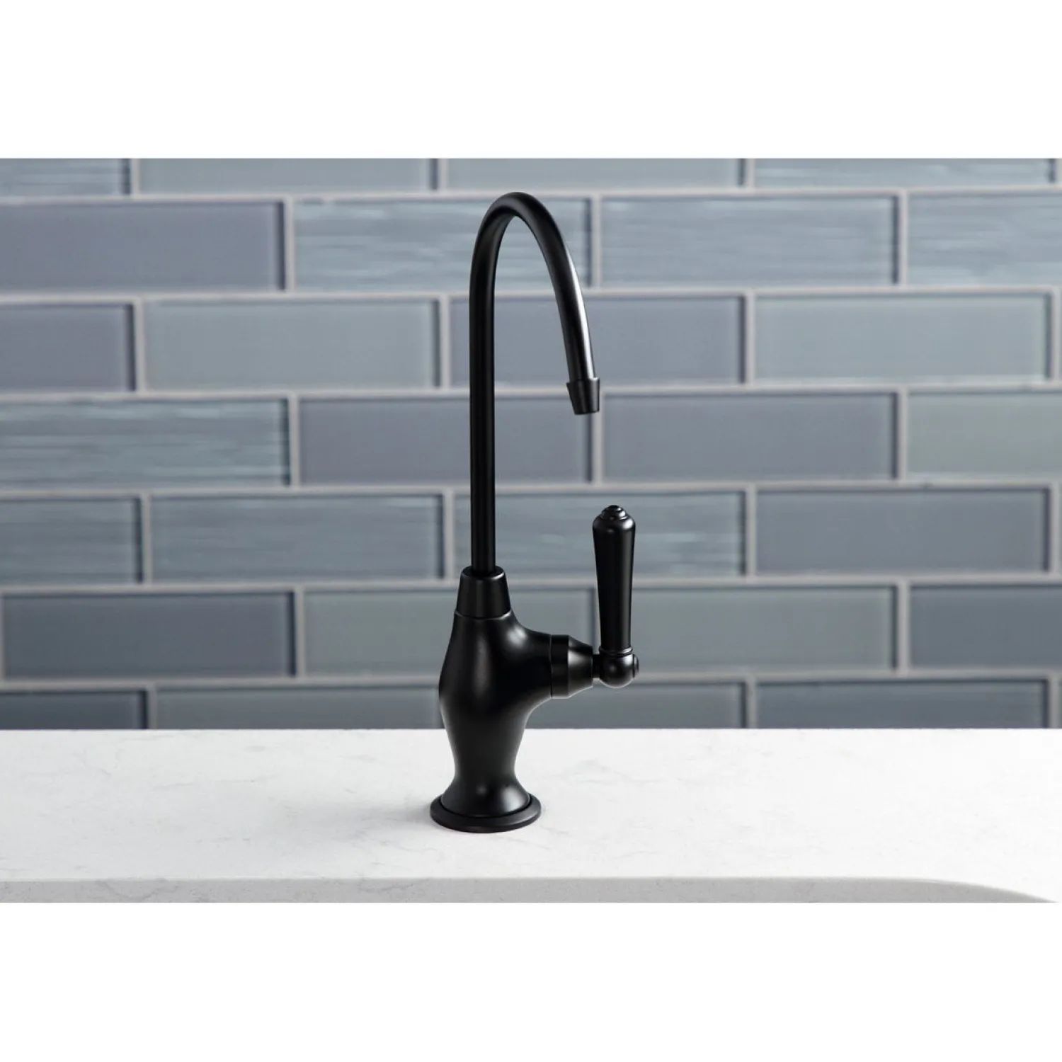 Clearance Magellan Single Handle Water Filtration Faucet Single Hole