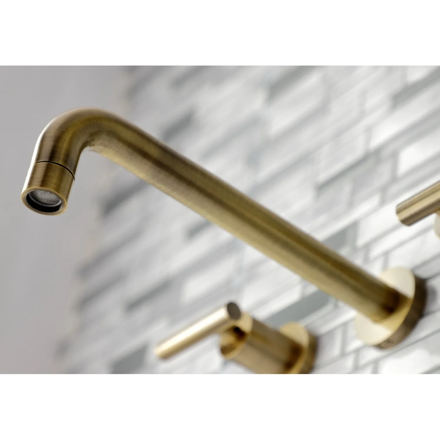 Discount Manhattan 2-Handle Wall Mount Roman Tub Faucet Tub Faucets