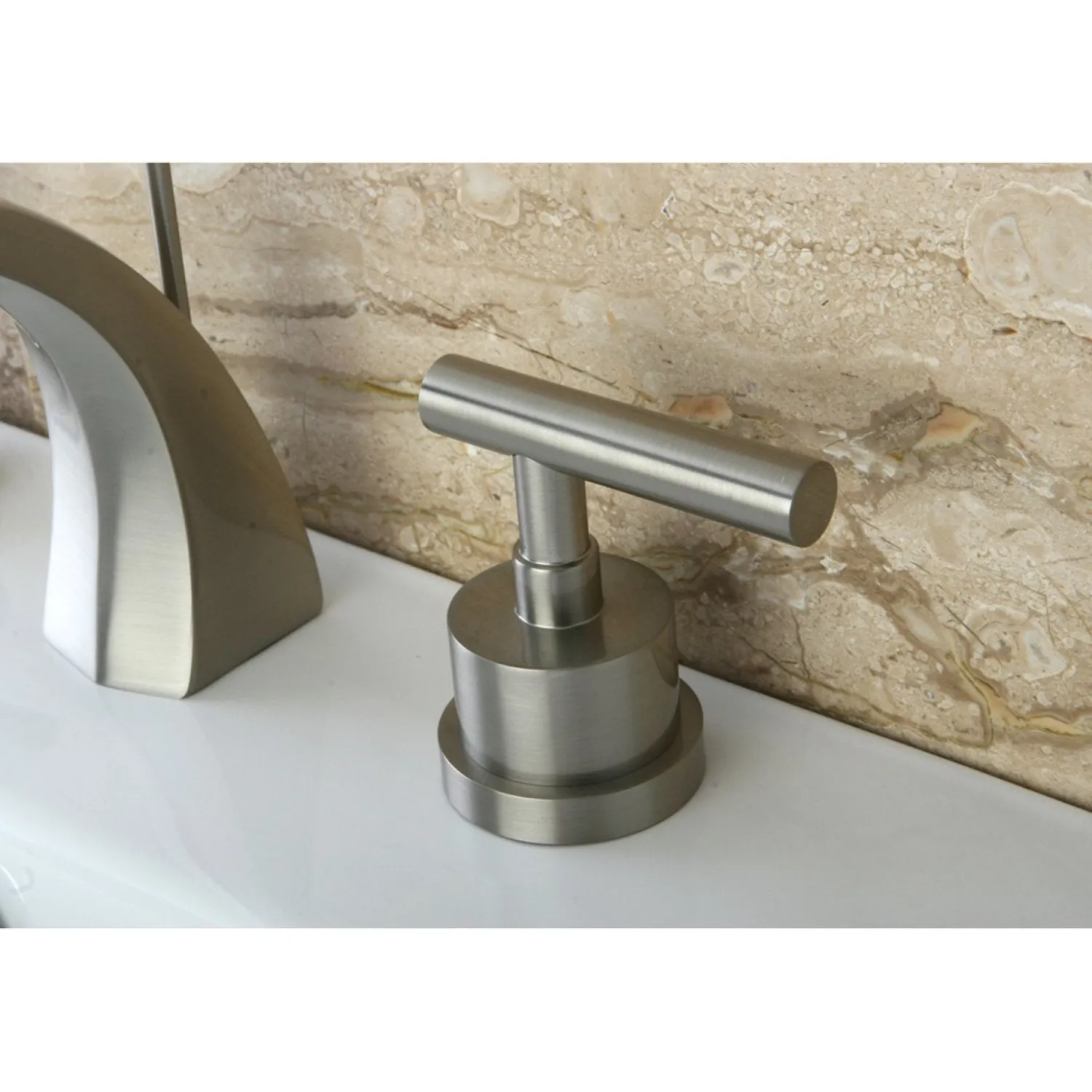 Discount Manhattan 8" Widespread Bathroom Faucet 8" Widespread