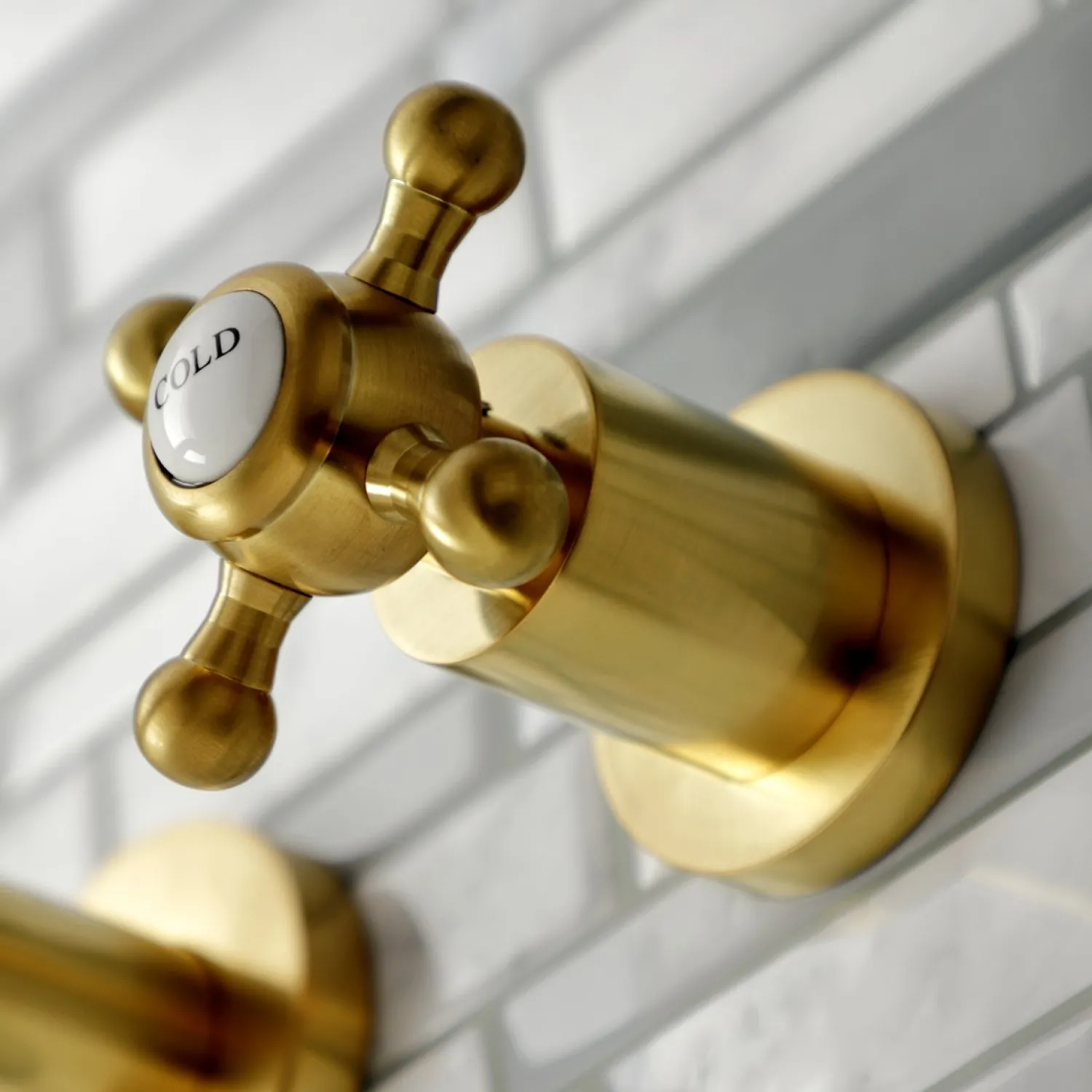 Sale Metropolitan 2-Handle 8-Inch Wall Mount Bathroom Faucet Wall Mount
