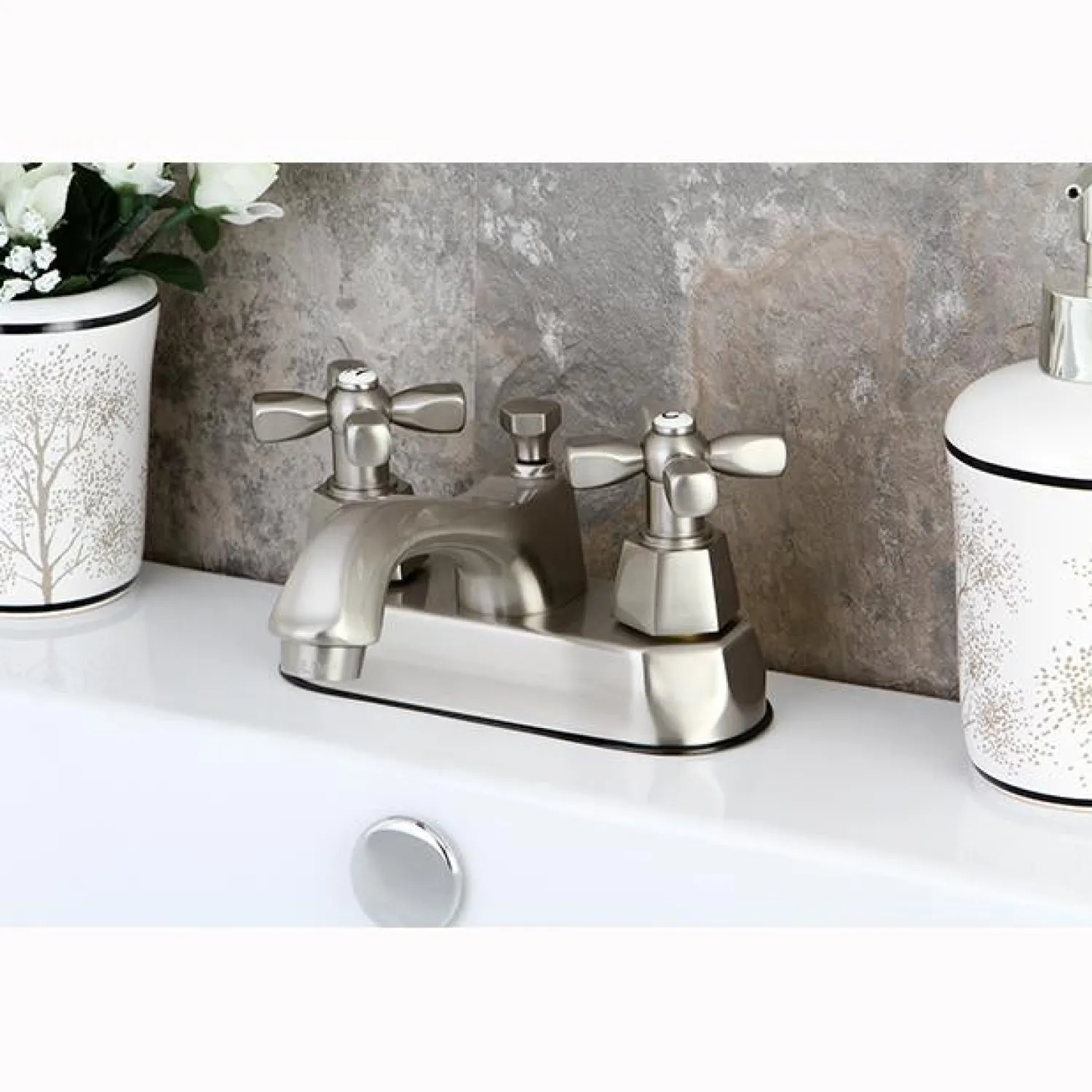 Outlet Metropolitan Two Handle 4" Centerset Lavatory Faucet with Brass Metropolitan Pop-up 4" Center Set