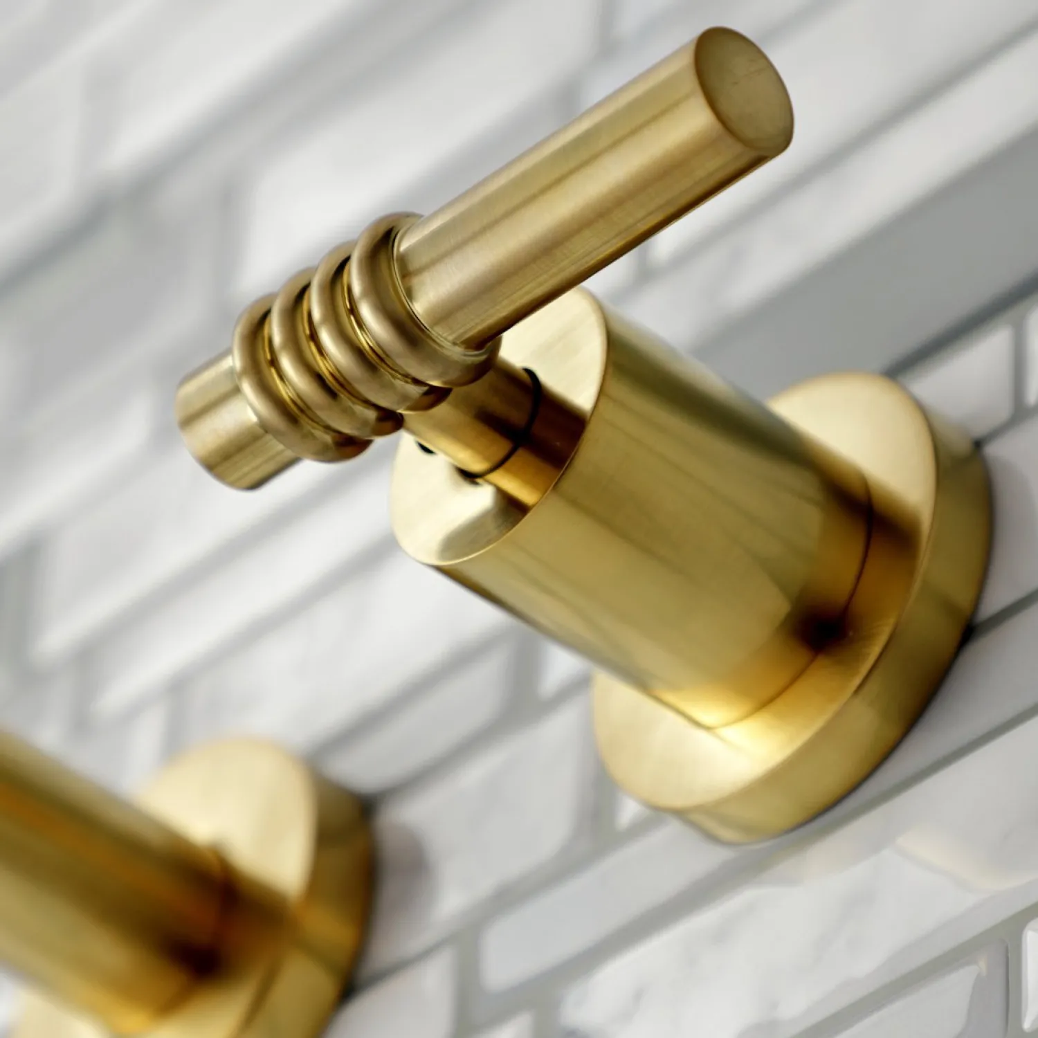 Clearance Milano 2-Handle 8-Inch Wall Mount Bathroom Faucet Wall Mount