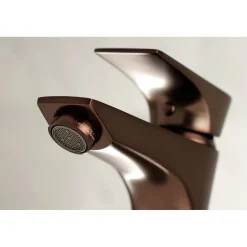 Outlet Millennium Single-Handle Bathroom Faucet Single Hole