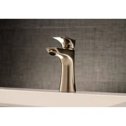 Outlet Millennium Single-Handle Bathroom Faucet Single Hole
