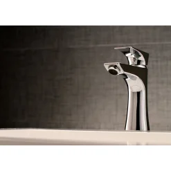 Outlet Millennium Single-Handle Bathroom Faucet Single Hole