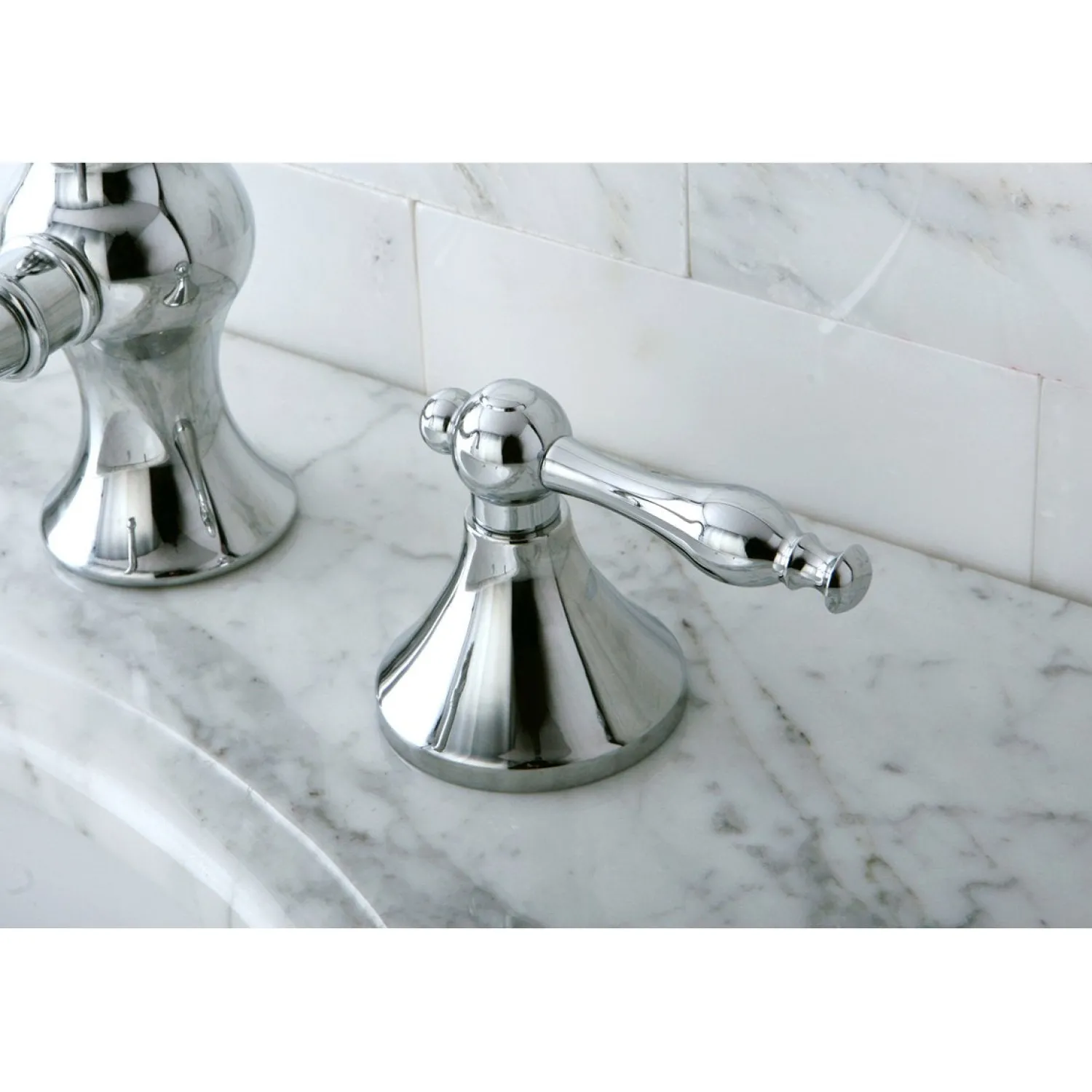 Outlet Naples 8" Widespread Bathroom Faucet 8" Widespread
