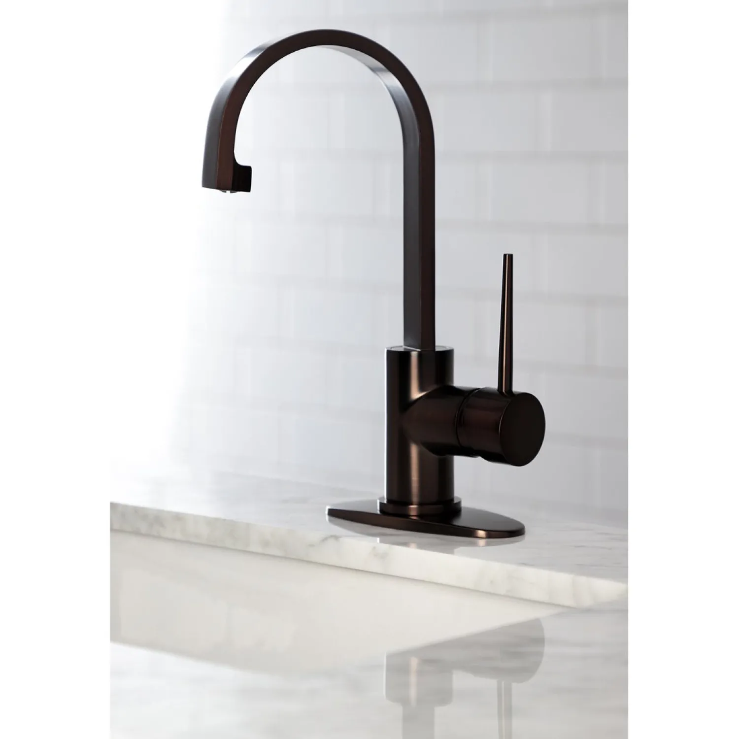 Clearance New York One-Handle 1-Hole Deck Mounted Bar Faucet Bar Faucets