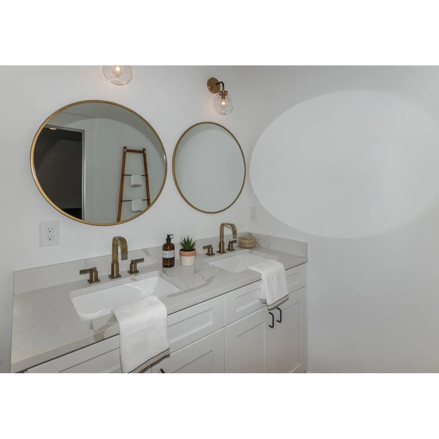 Discount NuvoFusion Fauceture Widespread Bathroom Faucet 8" Widespread