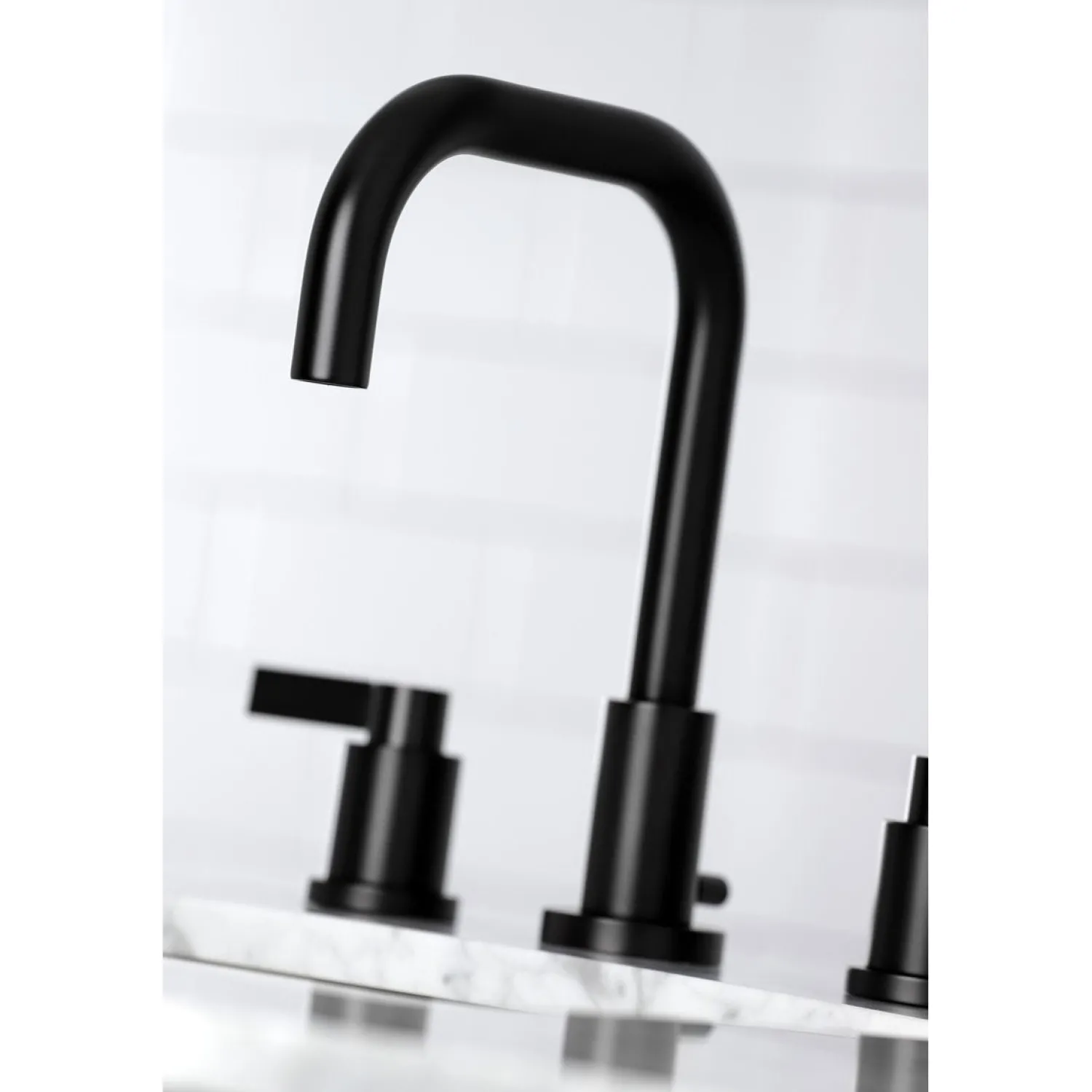 Outlet NuvoFusion Widespread Bathroom Faucet with Brass Pop-Up 8" Widespread