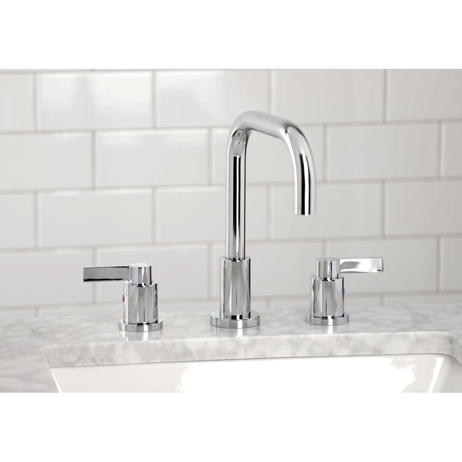 Outlet NuvoFusion Widespread Bathroom Faucet with Brass Pop-Up 8" Widespread