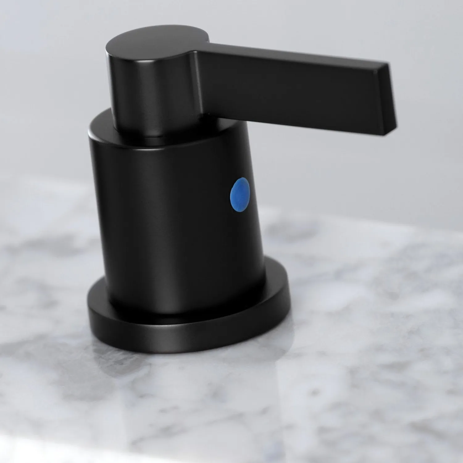 Outlet NuvoFusion Widespread Bathroom Faucet with Brass Pop-Up 8" Widespread