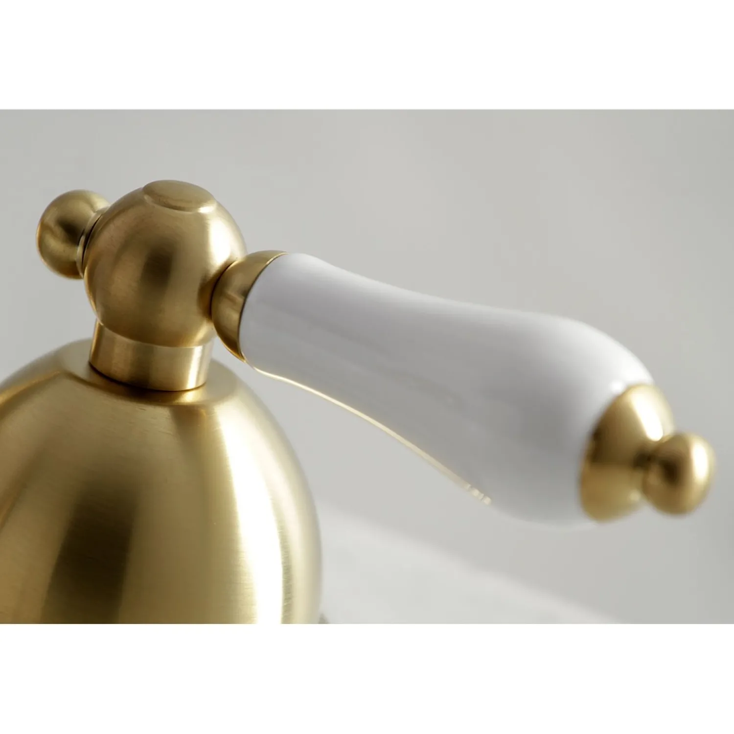 Hot Restoration Deck Mount 8-Inch Widespread Bathroom Faucet 8" Widespread