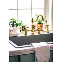 Sale Restoration Kitchen Bridge Faucet with Brass Sprayer Bridge Faucets