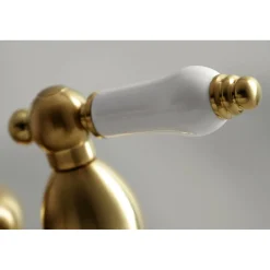 Discount Restoration Lever-Handle 4-Inch Centerset Bathroom Faucet 4