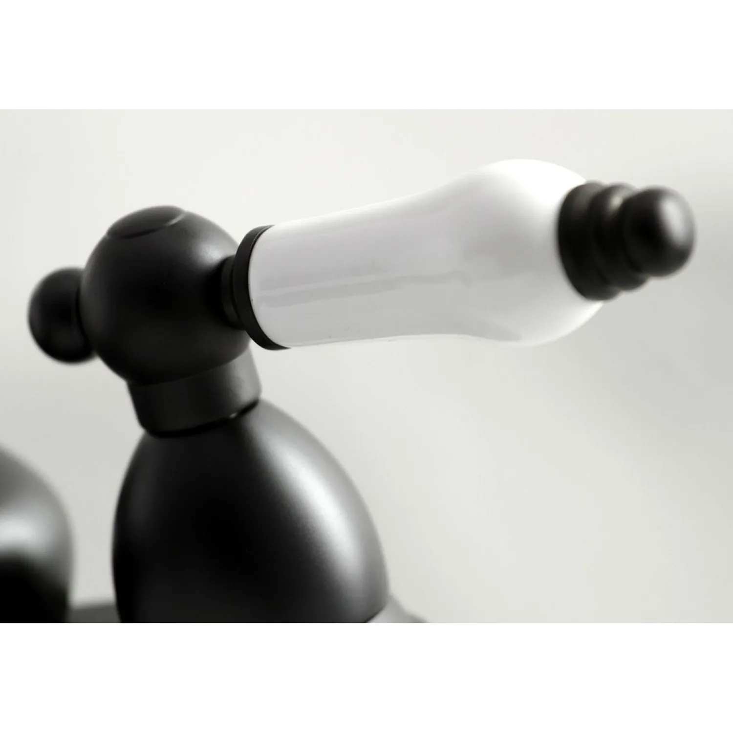 Discount Restoration Lever-Handle 4-Inch Centerset Bathroom Faucet 4" Center Set