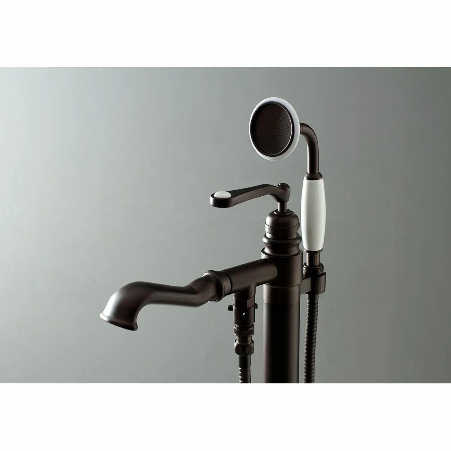 Discount Royale Single Handle Freestanding Roman Tub Faucet with Hand Shower Free Standing Tub Fillers|Tub Faucets