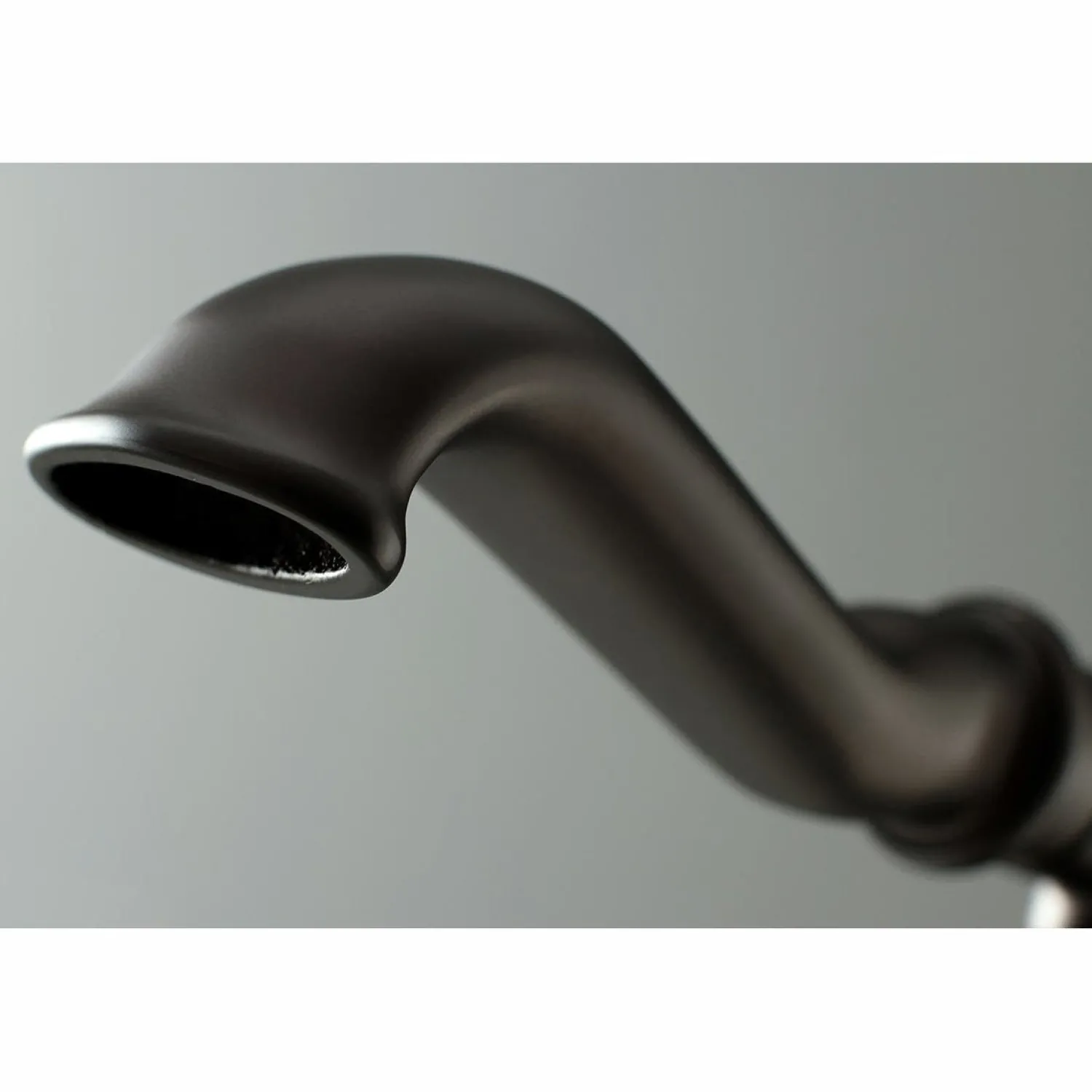 Discount Royale Single Handle Freestanding Roman Tub Faucet with Hand Shower Free Standing Tub Fillers|Tub Faucets