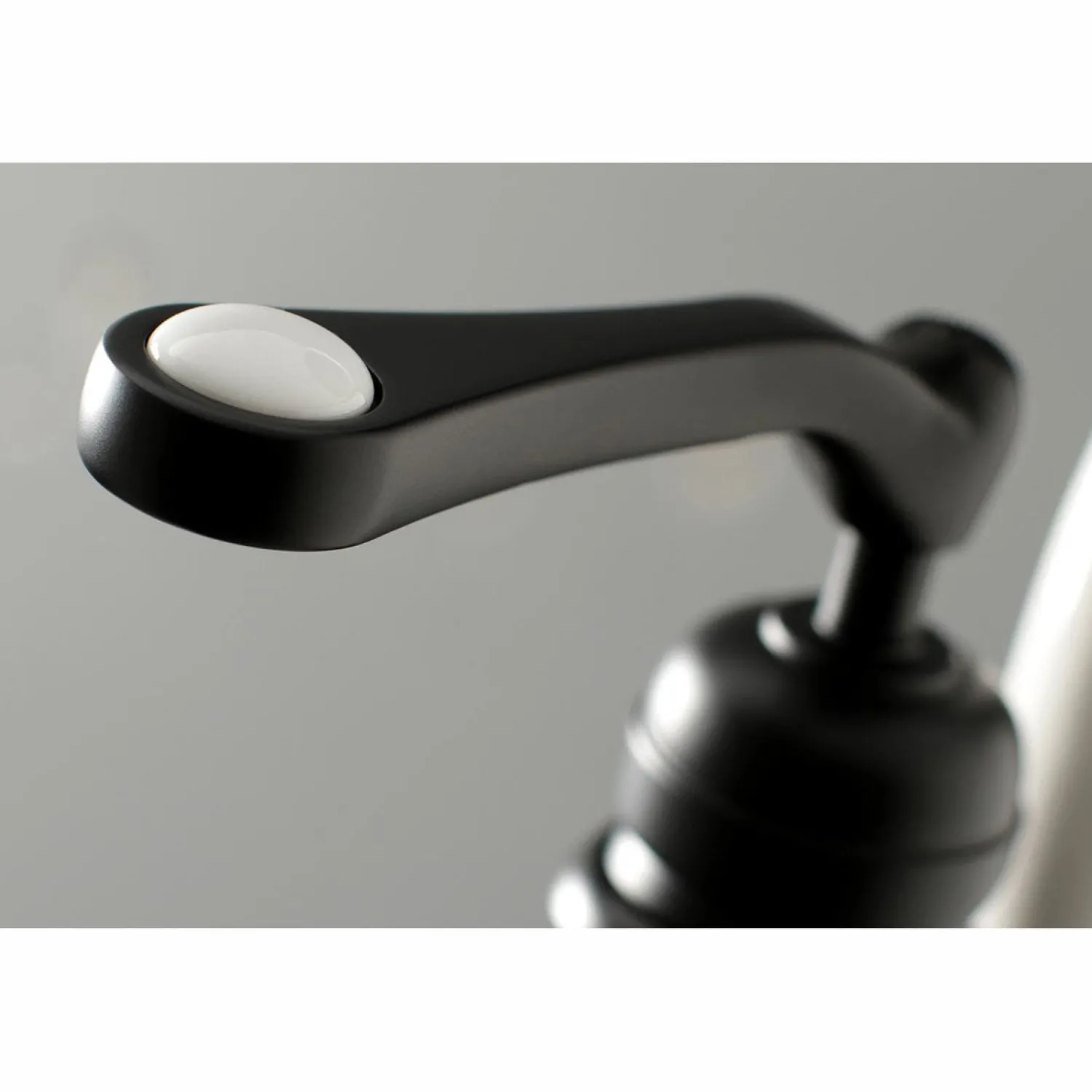 Discount Royale Single Handle Freestanding Roman Tub Faucet with Hand Shower Free Standing Tub Fillers|Tub Faucets
