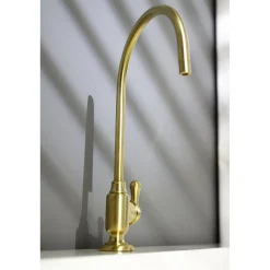 New Royale Single-Handle Water Filtration Faucet Single Hole
