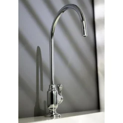 New Royale Single-Handle Water Filtration Faucet Single Hole